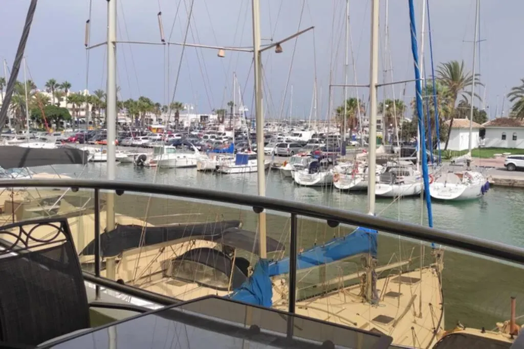 Isla De Levante - Puerto Marina, Benalmadena İspanya