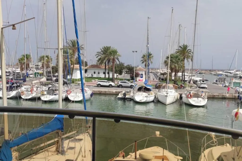 Isla De Levante - Puerto Marina, Benalmadena Daire